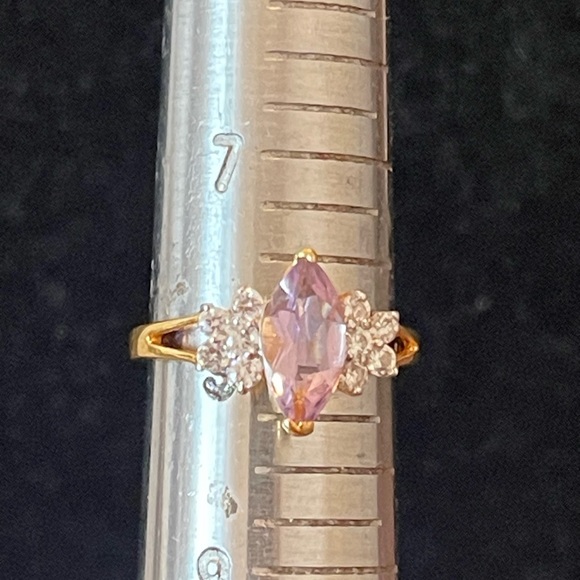 Simulated amethyst ring - Picture 2 of 5